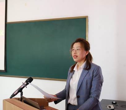 说明: E:\2022-05-22基础医学与法医学院第一届教职工代表大会\IMG_3369.JPG