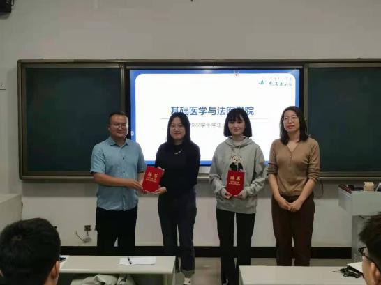 说明: 微信图片_20210928220153