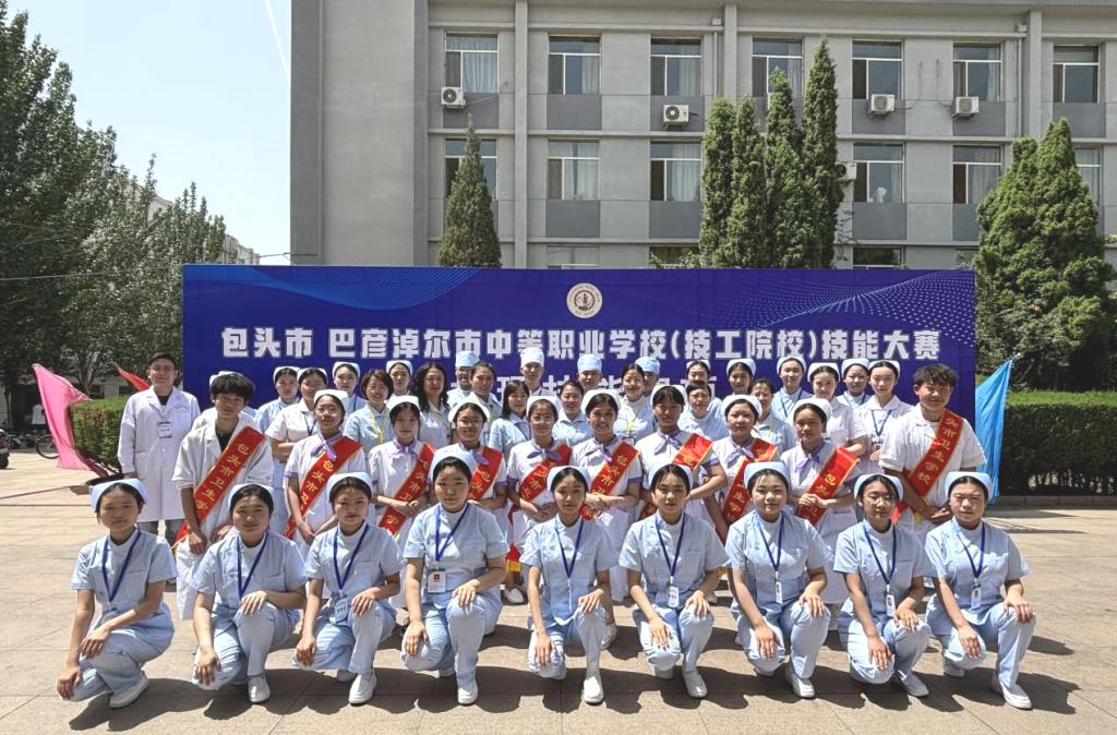 24AAE