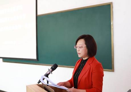 说明: E:\2022-05-22基础医学与法医学院第一届教职工代表大会\IMG_3396.JPG