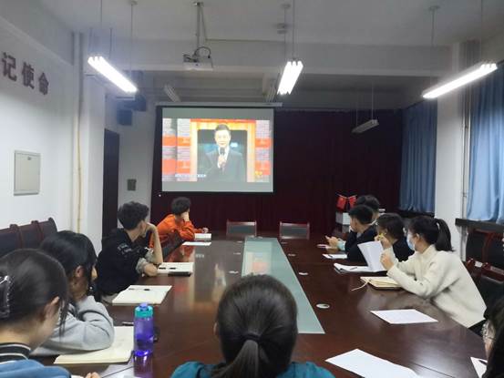 说明: bba42bc3c319af1cd78633231493db4