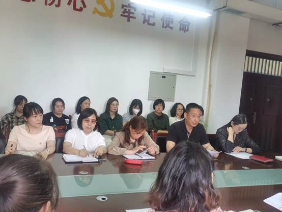 说明: C:\Users\yxy\Desktop\药学院2023年教代会照片\微信图片_20230522160113.jpg